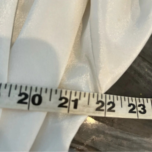 Vintage JH Collection Ivory Poet’s Blouse Gathered Romantic Large - Picture 7 of 9